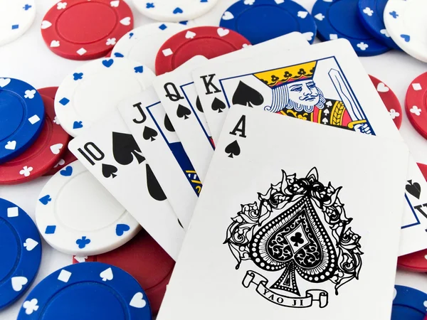 Red White and Blue Poker Chips and Royal Flush — Stock Photo, Image