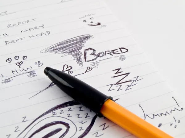 Doodle Sketch foderato lavoro Blocco note con disegni annoiati un — Foto Stock