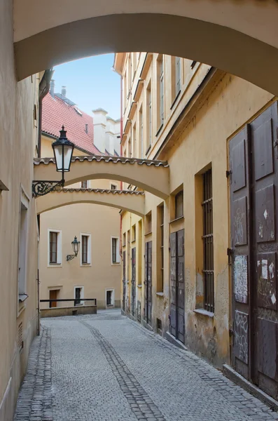 Gyalogos alley Prágában — Stock Fotó