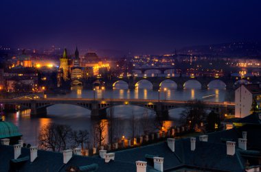 Prag briges gece panorama