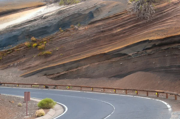 Vire a bela estrada, ilha de Tenerife, Espanha — Fotografia de Stock