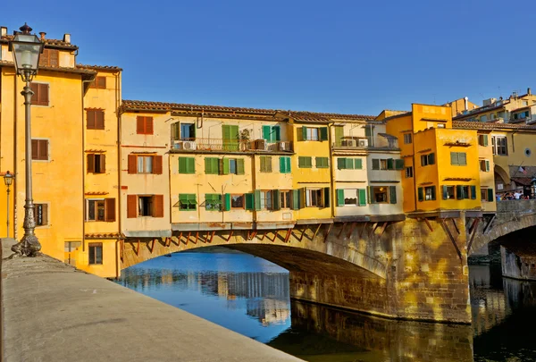Most Ponte Vecchio we Florencji — Zdjęcie stockowe