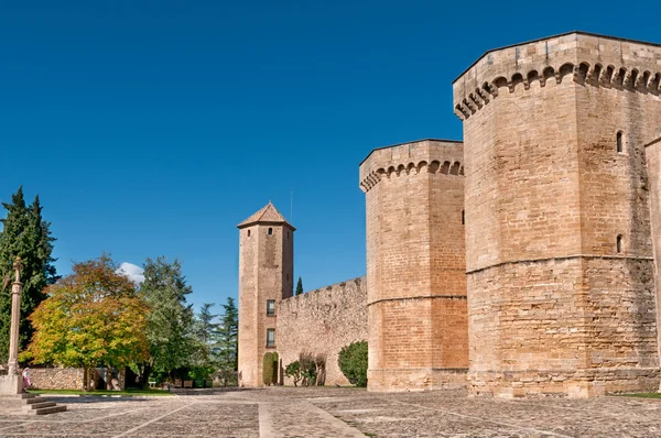Poblet Klostermauer, Provinz Tarragona, Spanien — Stockfoto