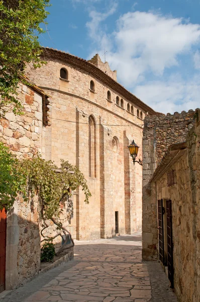 Eski dar sokak, peratallada, İspanya — Stok fotoğraf