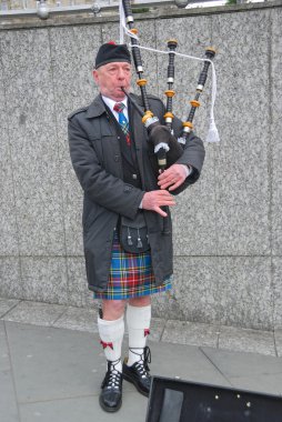 onun boru şişirme gaydacı edinburgh