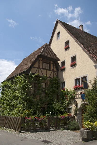 Ház, kert, Németország — Stock Fotó