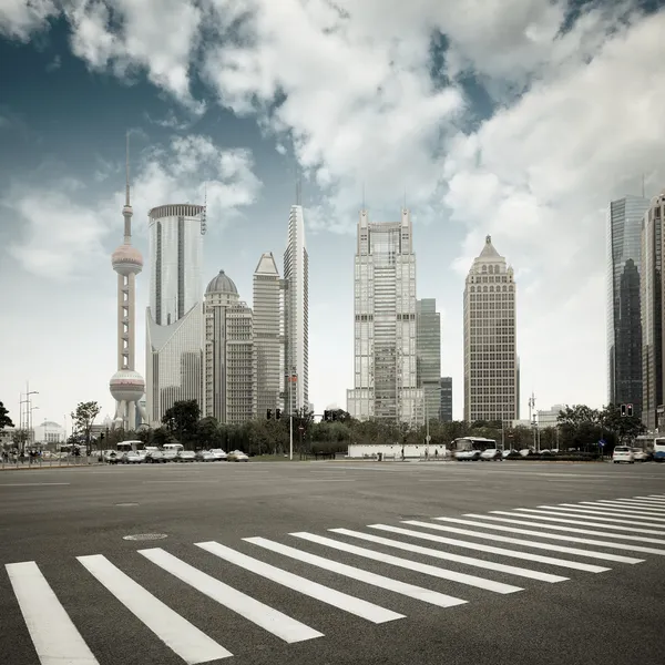 De eeuw avenue in shanghai — Stockfoto