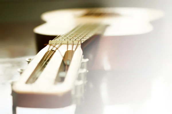 Acoustic guitar — Stock Photo, Image