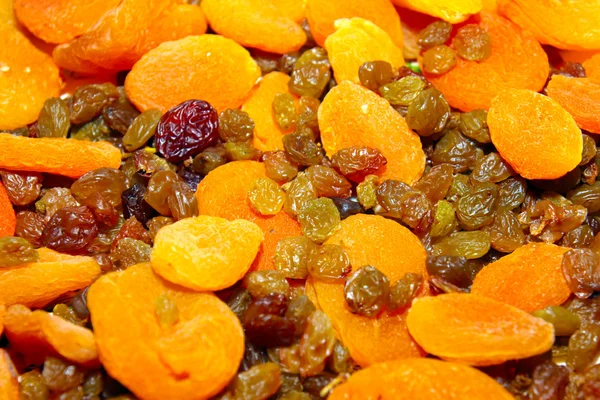 Raisins and dried apricots — Stock Photo, Image