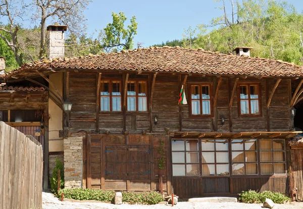 Bulgaarse heropleving huis — Stockfoto