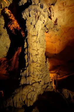 kireçtaşı Mağarası, laos