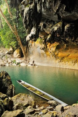 kireçtaşı Mağarası, laos