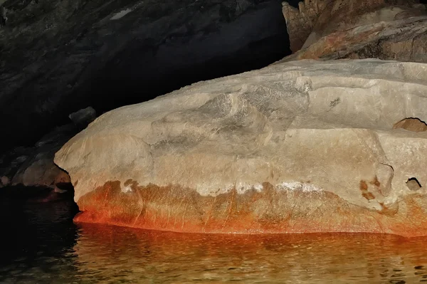 Kireçtaşı Mağarası, laos — Stok fotoğraf