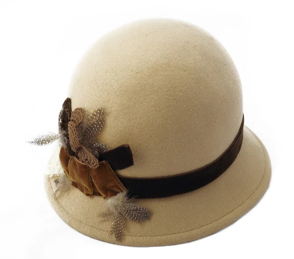 Beyaz izole şapka — Stok fotoğraf