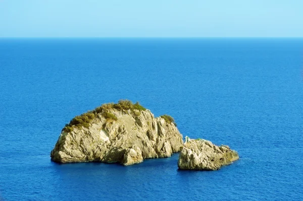 Ilha solitária — Fotografia de Stock