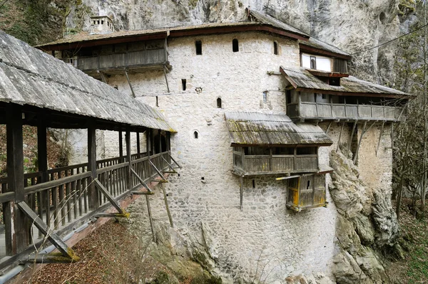 Serbian Orthodox monastery of Black River (Crna reka) — Stock Photo, Image