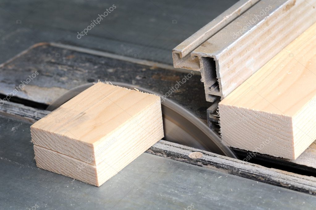 Electric saw cutting wood — Stock Photo © pajche 8031845