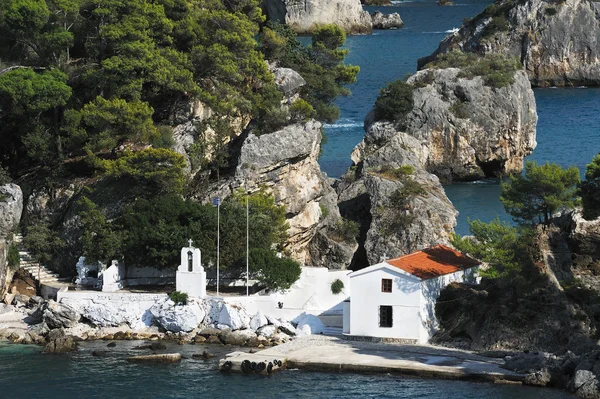 Grekisk-ortodoxa kyrkan i parga, Grekland — Stockfoto