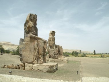 colossi memnon