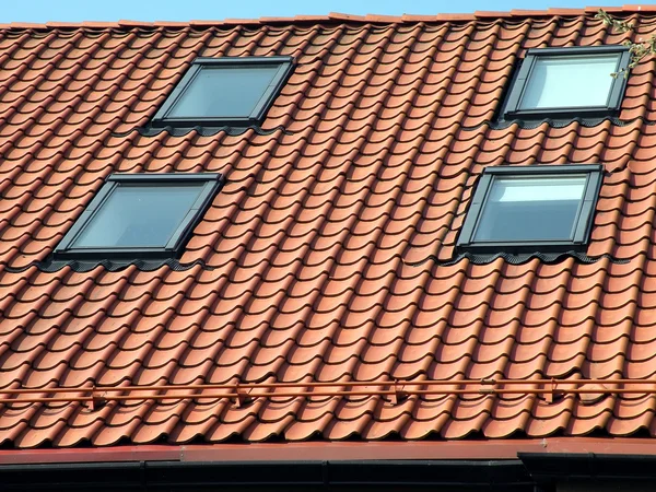 屋根と窓 — ストック写真