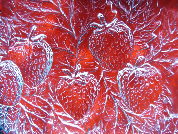 在玻璃表面上的草莓 — 图库照片