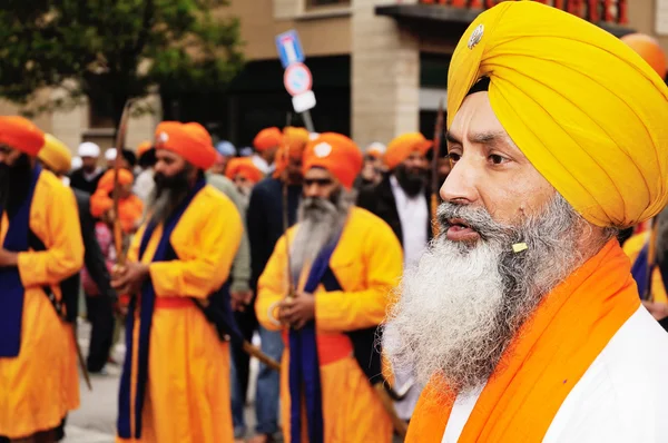 Sikh-Anhänger beim baisakhi-Festival 2012 in Brescia — Stockfoto