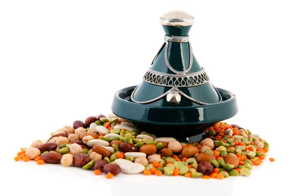 Moroccan tagine with legumes — Stock Photo, Image
