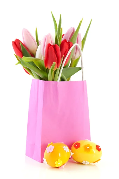 粉色购物袋与郁金香和鸡蛋 — 图库照片