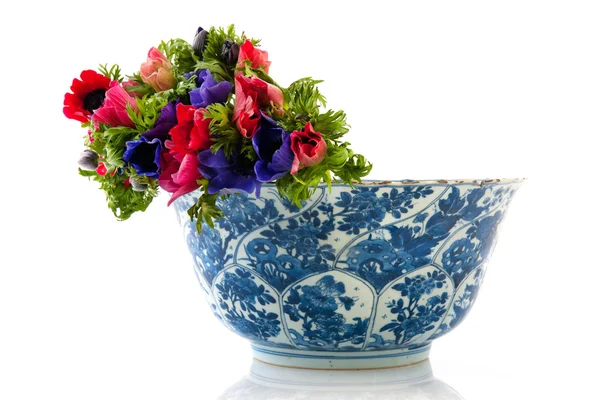 Bouquet anemones in antique bowl — Stock Photo, Image