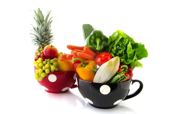 Grandes tazas de frutas y verduras —  Fotos de Stock