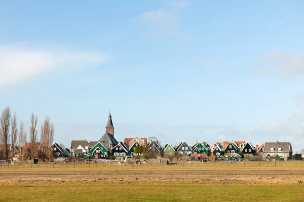 Typisk holländsk by — Stockfoto