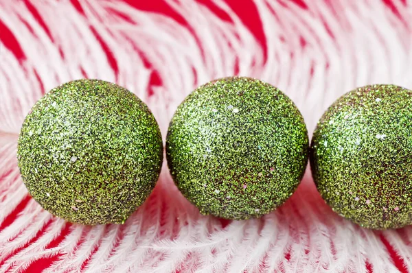 Зеленые шарики — стоковое фото