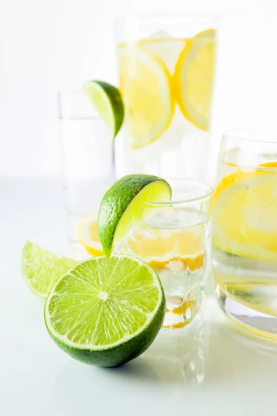 Bebidas con cítricos —  Fotos de Stock