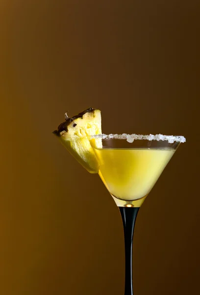 Kokteyl ile cam — Stok fotoğraf