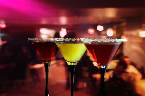 Очки с коктейлем
