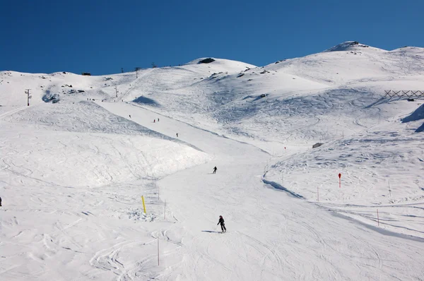 谷的意见滑雪胜地法国 免版税图库图片