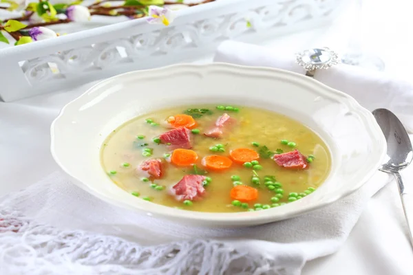 Vegetable soup with meat and bulgur — Stock Photo, Image