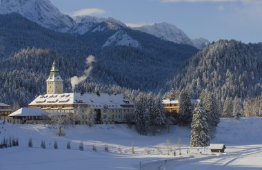 Castle elmau clipart