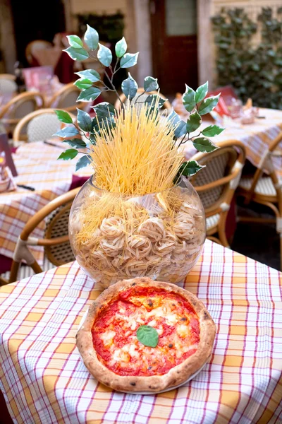 Italian restaurant - pizza and pasta