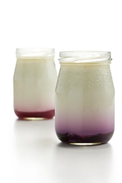 Iogurte em frasco de vidro — Fotografia de Stock