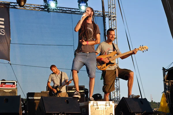 Suscribirse Actuar en vivo en el Festival de la Península — Foto de Stock