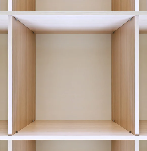 Пустой деревянный шкафчик — стоковое фото