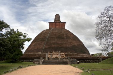 Jetavana Dagoba, Anuradhapura clipart