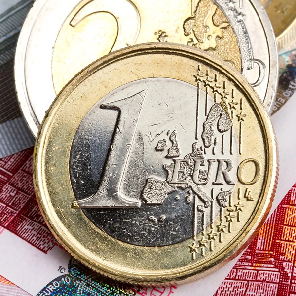 Euro coins and banknotes — Stock Photo, Image