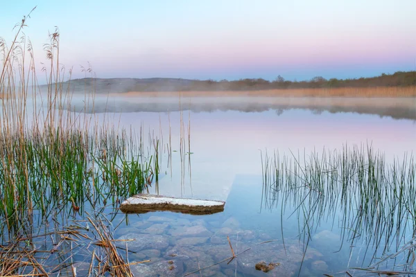 Irischer See vor Sonnenaufgang — Stockfoto