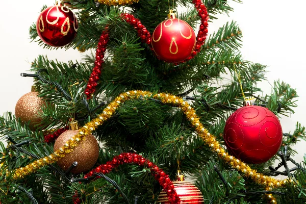 Hermosas decoraciones de árboles de Navidad — Foto de Stock