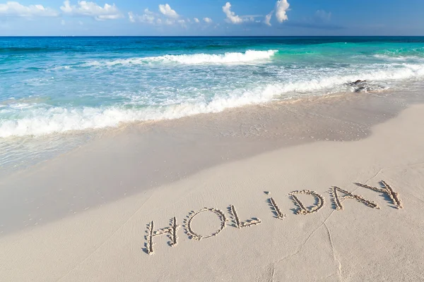 Holiday tecken på stranden — Stockfoto