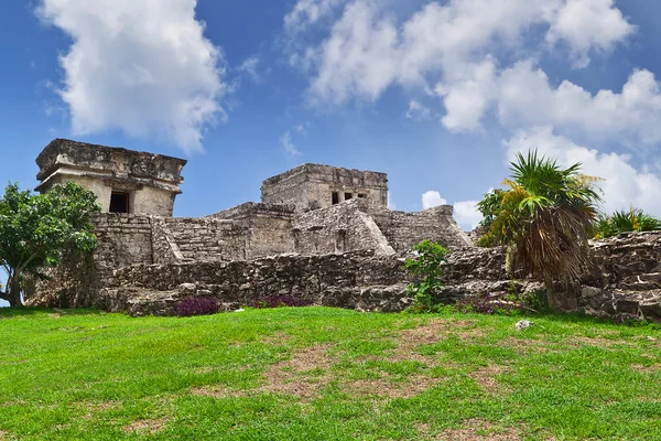 Piramit el castillo tulum