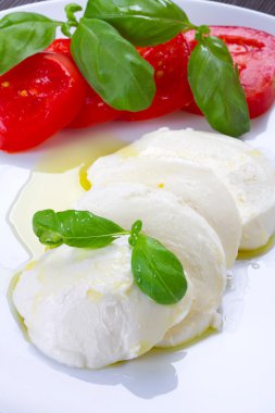 Tabaktaki Caprese