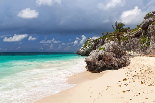 Idylické karibské pláži tulum — Stock fotografie